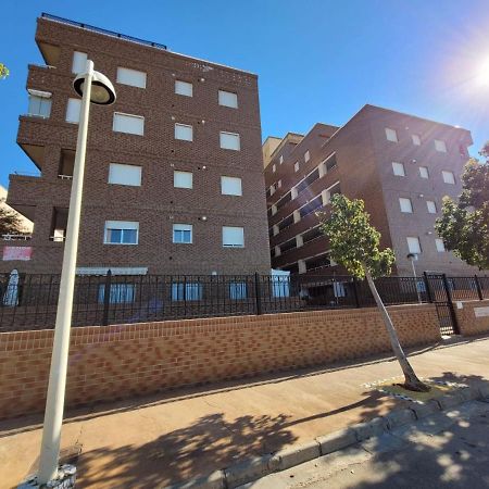 Schoene Ferienwohnung Ca. 350M Vom Strand Entfernt Oropesa del Mar Esterno foto