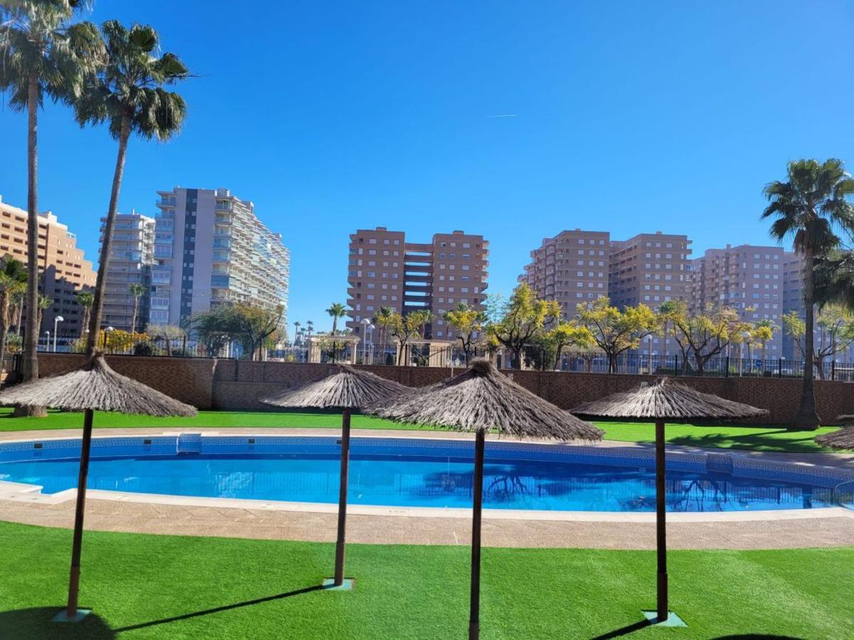 Schoene Ferienwohnung Ca. 350M Vom Strand Entfernt Oropesa del Mar Esterno foto