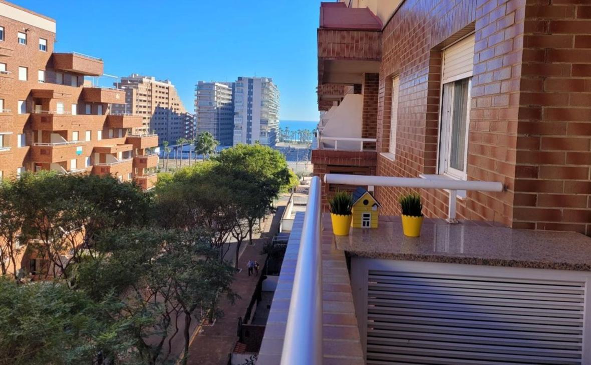 Schoene Ferienwohnung Ca. 350M Vom Strand Entfernt Oropesa del Mar Esterno foto