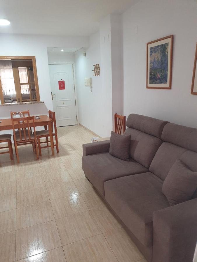 Schoene Ferienwohnung Ca. 350M Vom Strand Entfernt Oropesa del Mar Esterno foto