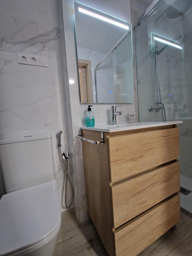 Schoene Ferienwohnung Ca. 350M Vom Strand Entfernt Oropesa del Mar Esterno foto