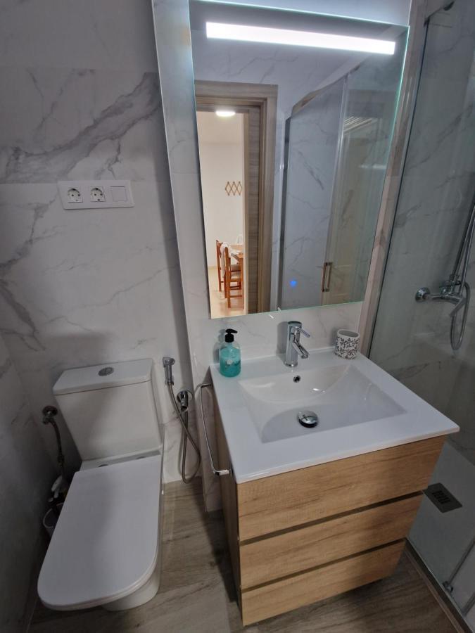 Schoene Ferienwohnung Ca. 350M Vom Strand Entfernt Oropesa del Mar Esterno foto