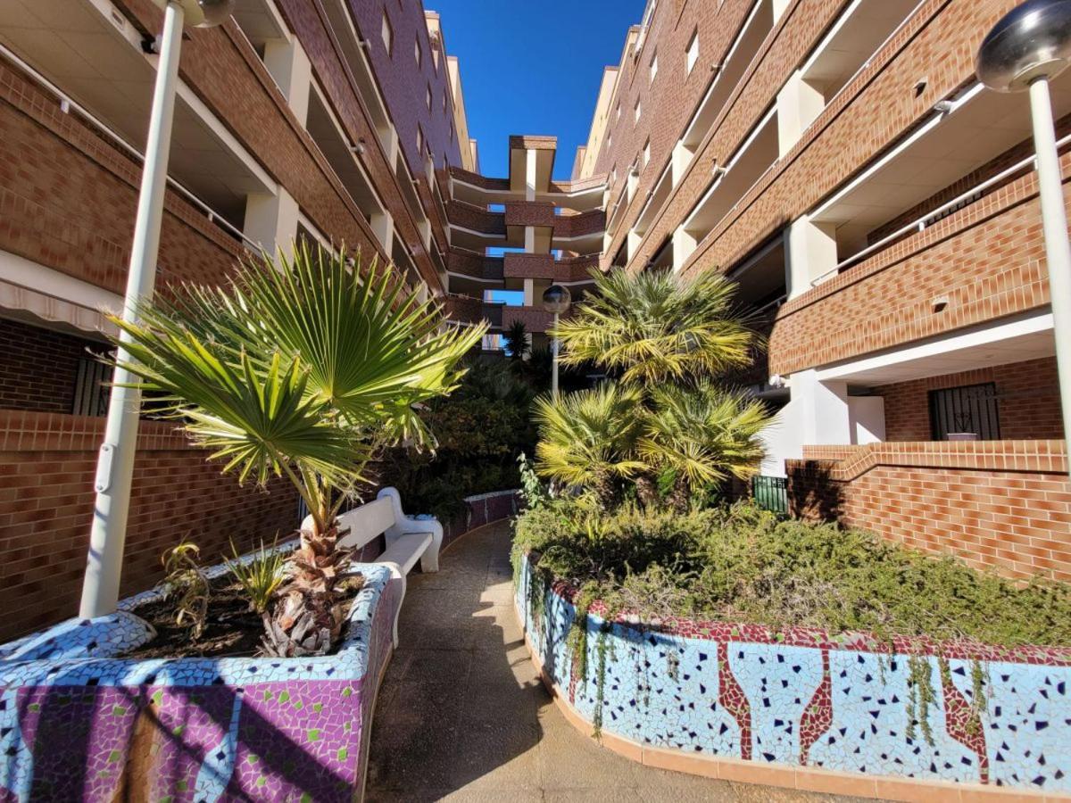 Schoene Ferienwohnung Ca. 350M Vom Strand Entfernt Oropesa del Mar Esterno foto